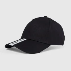 Cap Lee
