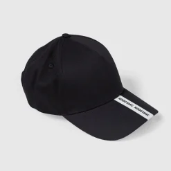 Cap Lee