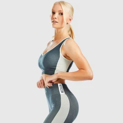 Sports bra smash