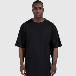 T shirt John